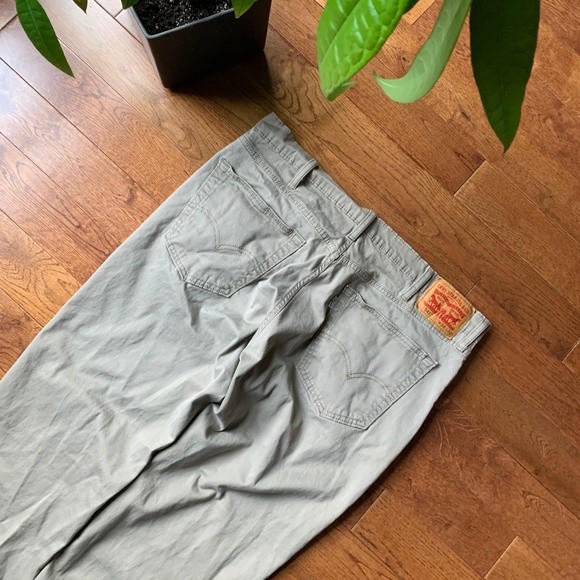 Leavis Jeans - Picture 4 of 5